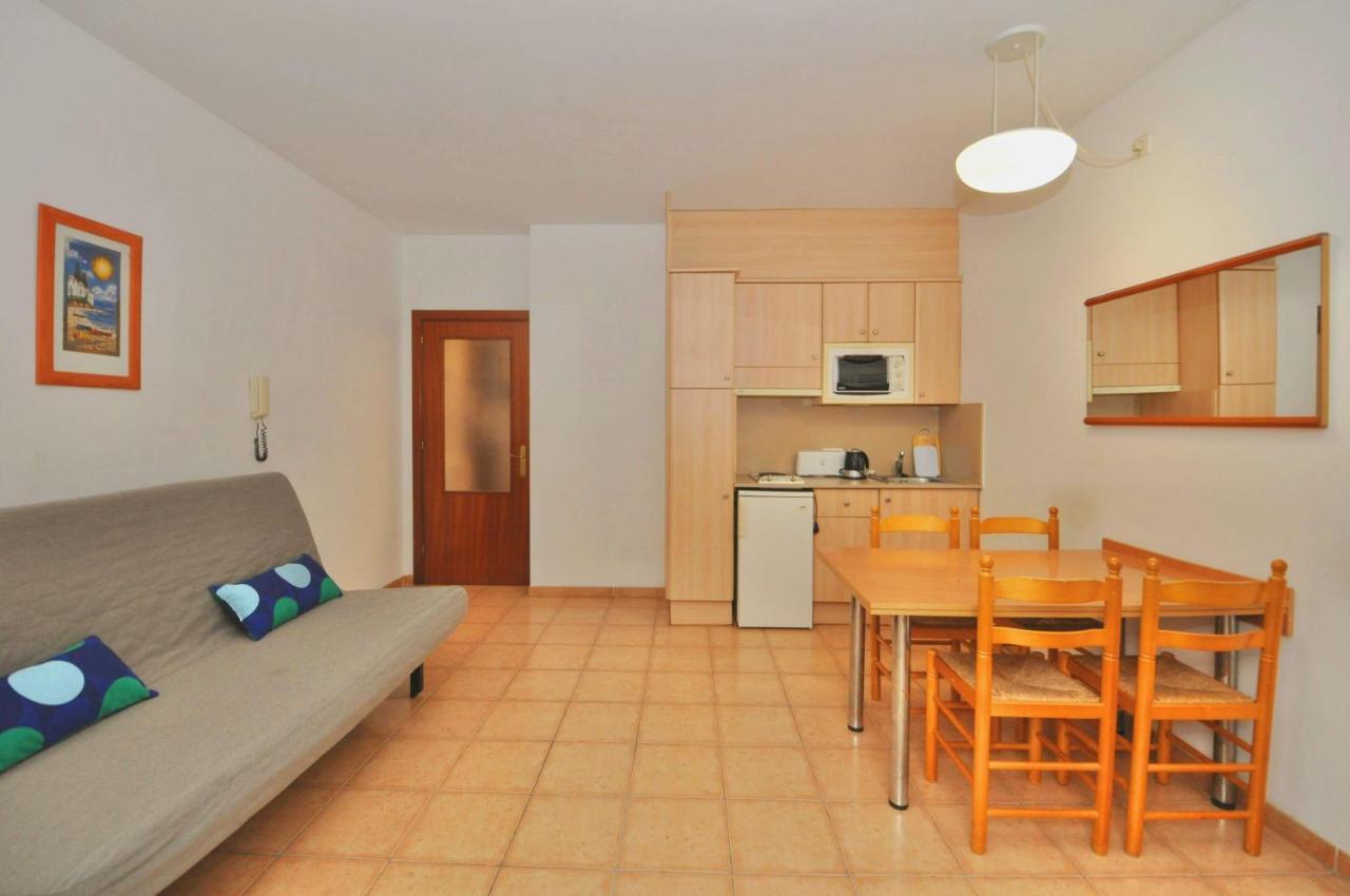 Apartments Sunsol 滨海略雷特 外观 照片