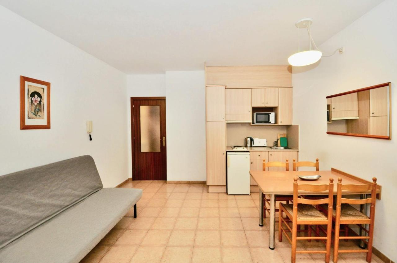 Apartments Sunsol 滨海略雷特 外观 照片