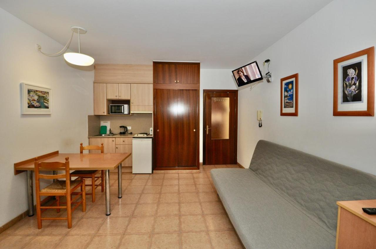 Apartments Sunsol 滨海略雷特 外观 照片